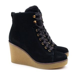 UGG Kiernan Black Suede Sheepskin Wedge Boots 🔥